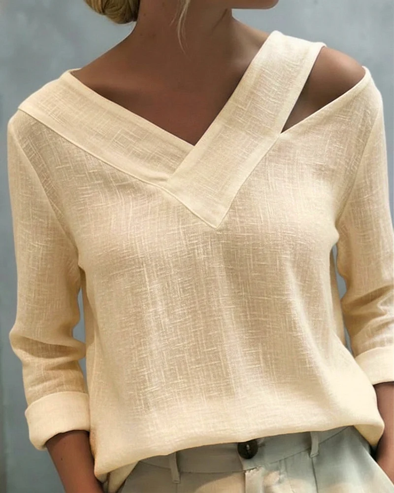 Stylish V-Neck Off-The-Shoulder Top - Image 4
