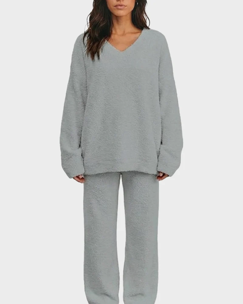 Soft Fuzzy V-Neck Loungewear Set - Image 19
