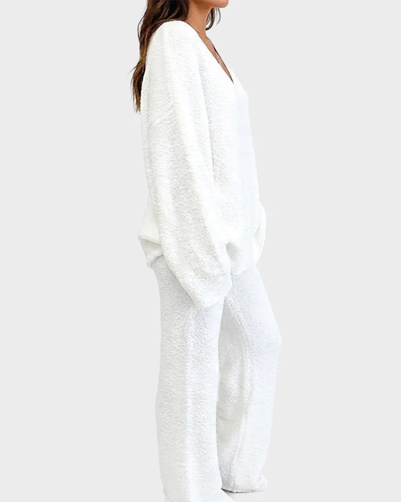 Soft Fuzzy V-Neck Loungewear Set - Image 4