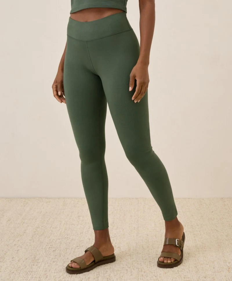 Women's On the Go-To Pocket Legging - Image 11