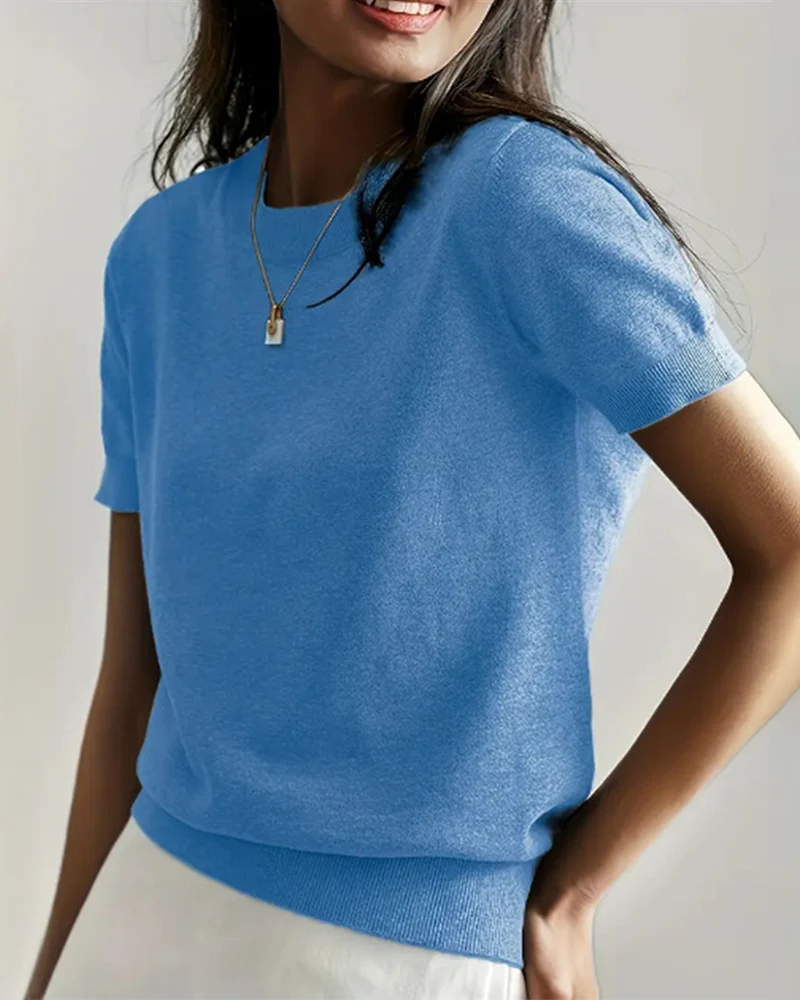 Women's Solid Color Crew Neck Short Sleeve Sweater - Image 9